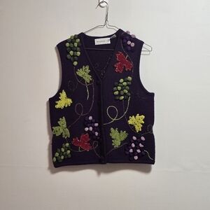 Vintage Belle Point Embroidered Vest with Floral Design 100% Wool